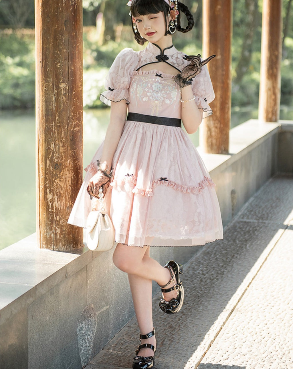 華ロリ レースと刺繍のマオカラーワンピース