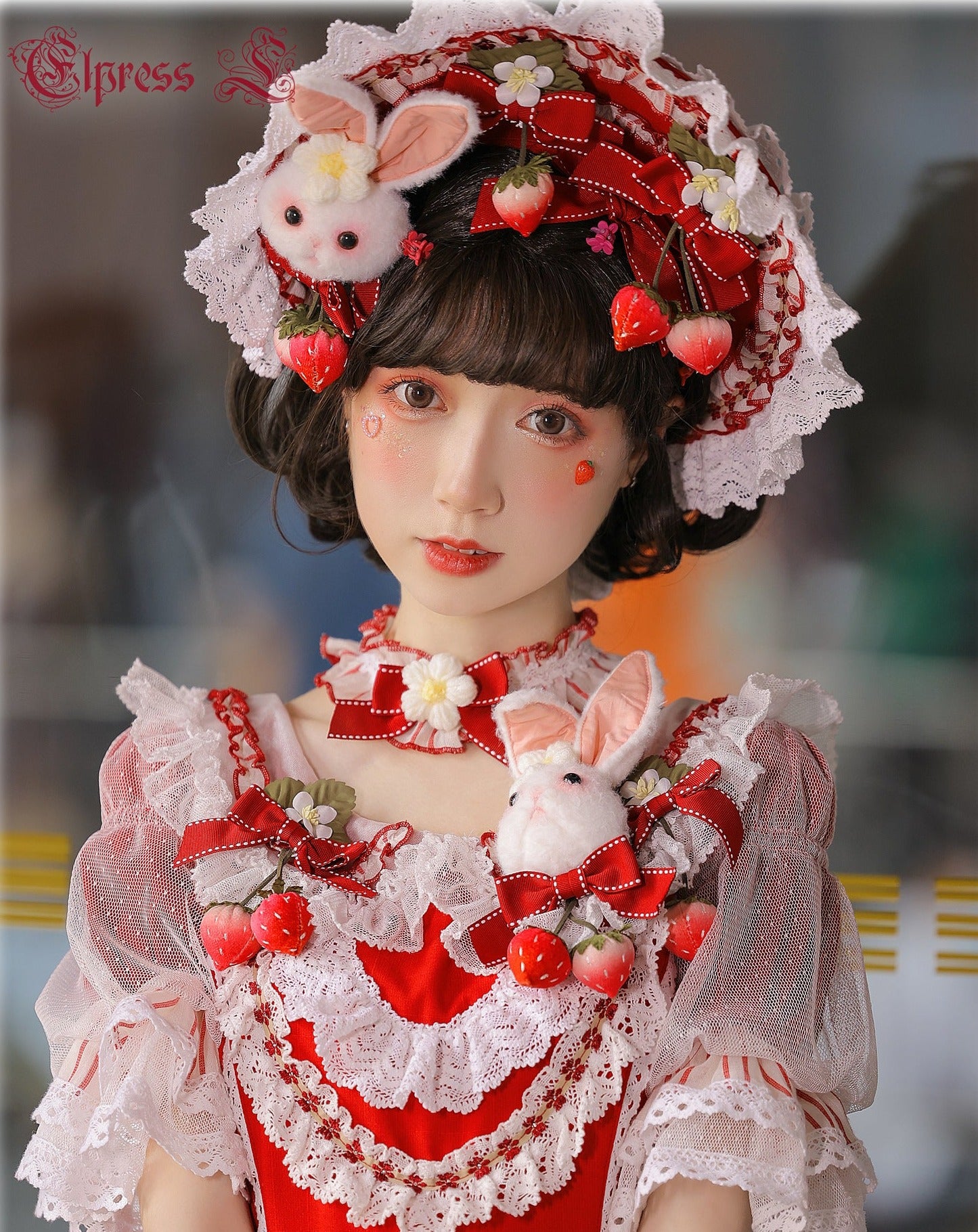 [Simultaneous purchase only] Frill and ribbon strawberry princess brooch, bonnet, choker, etc.