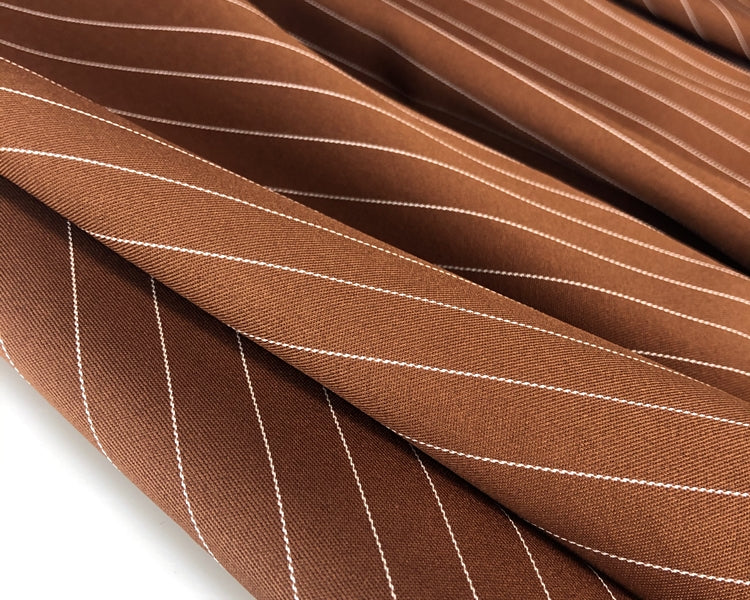 English elegant trad vertical stripe setup