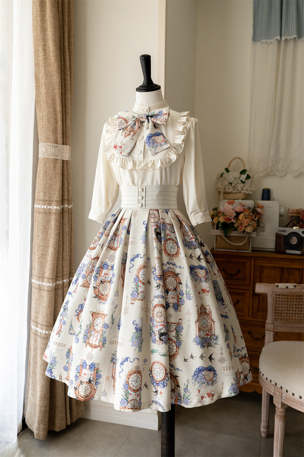 Eternal Echo Classical half-sleeve ribbon tie blouse [20% off when buying together]