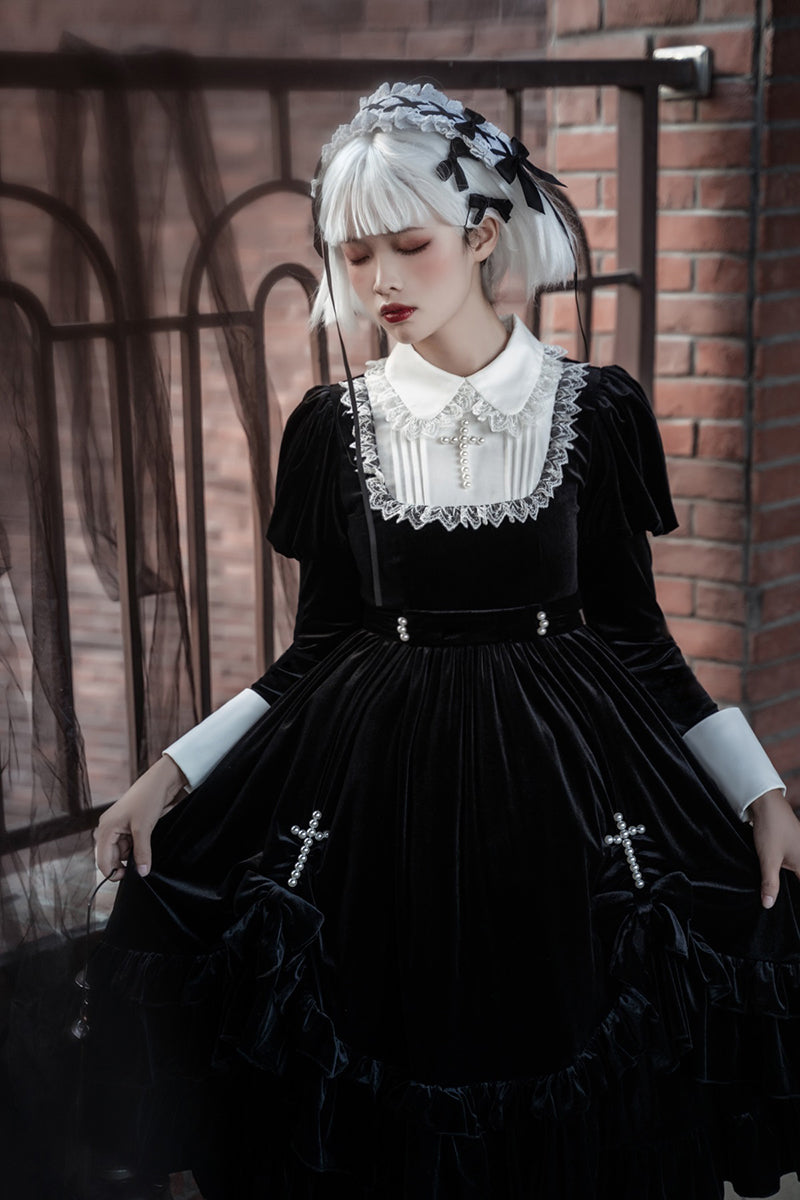 Black velvet pearl cloth dress