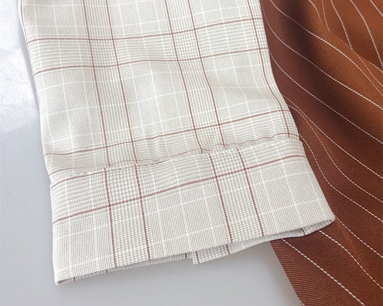 English elegant trad vertical stripe setup