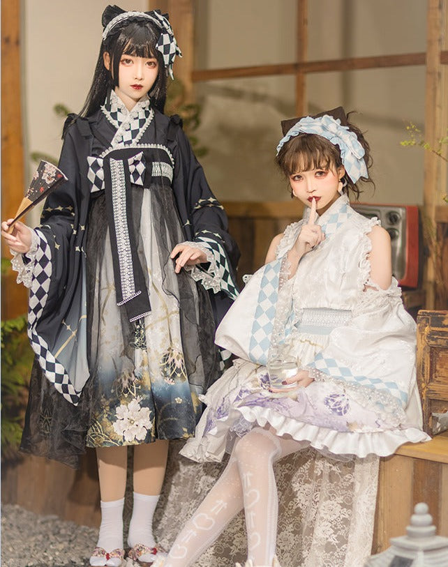 和ロリ 花模様のブラックジャンパースカートとトップス ヘッドドレス付き