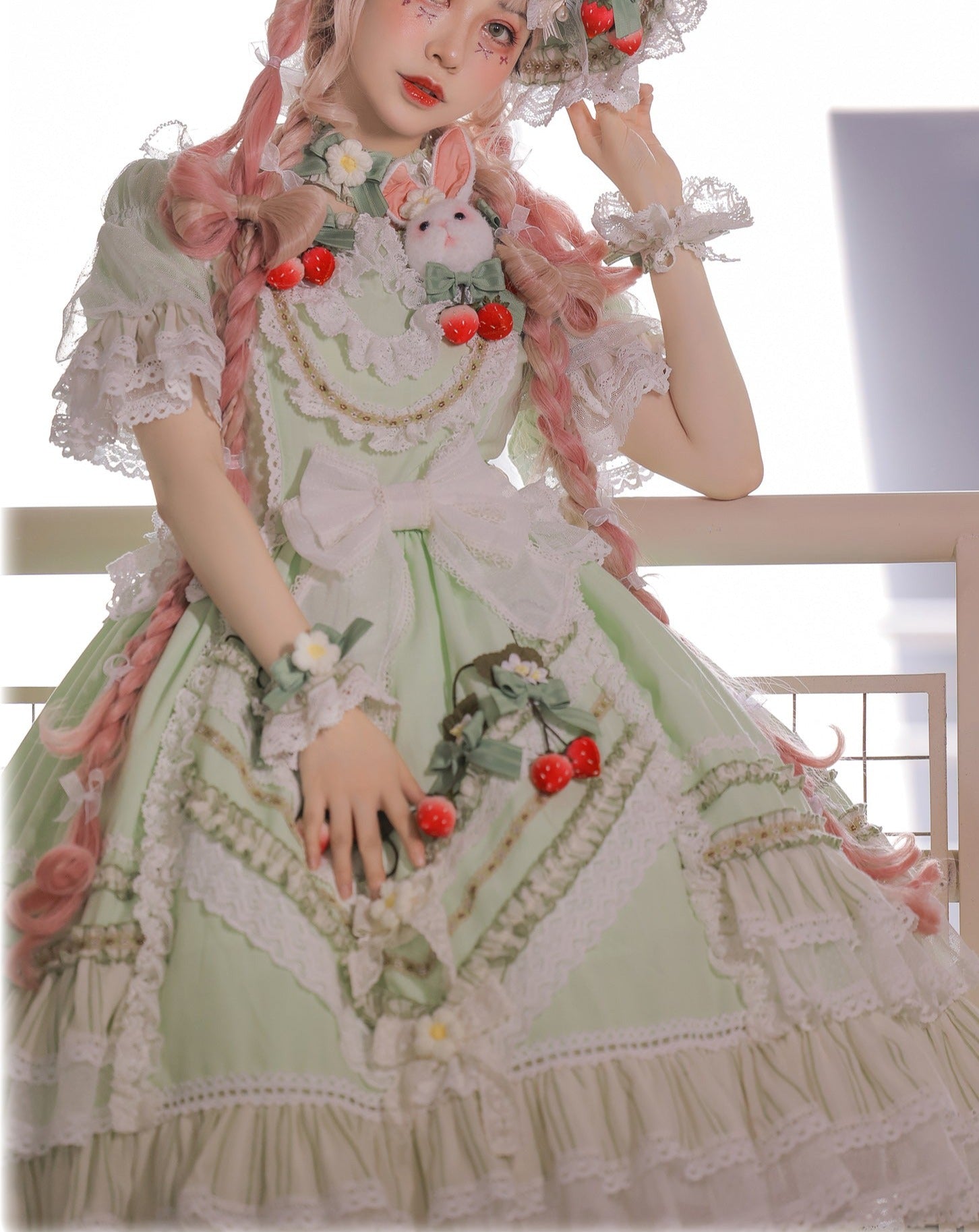 Strawberry princess dress with ruffles and ribbons in 4 colors