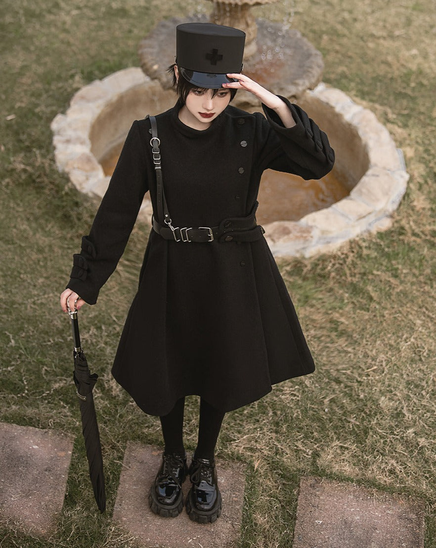 北境の森 皇子系ベルト付きブラックコート